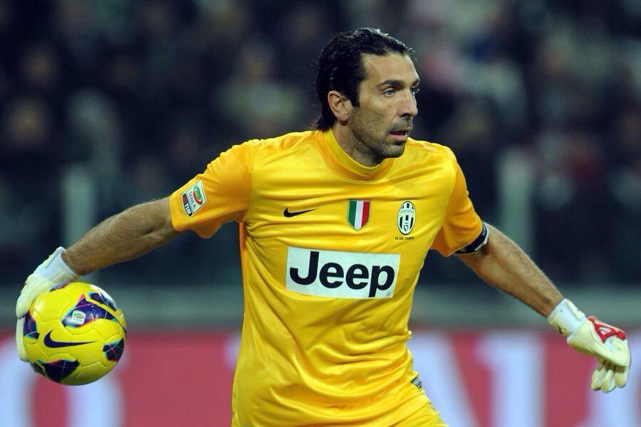 近他的球员 近他的球员